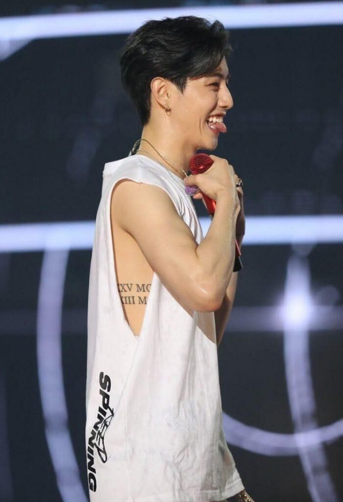 Các hình xăm đẹp, ý nghĩa của sao K-pop-6