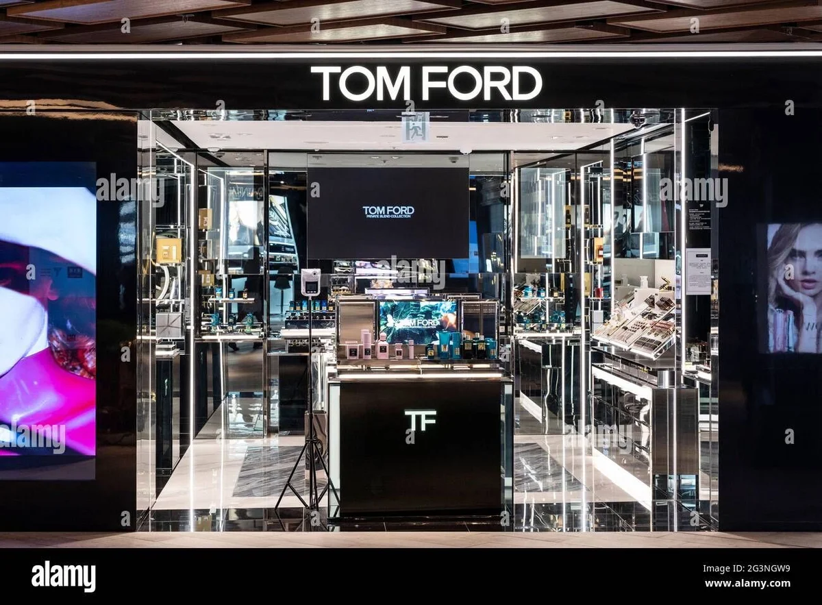 Estée Lauder mua lại Tom Ford 