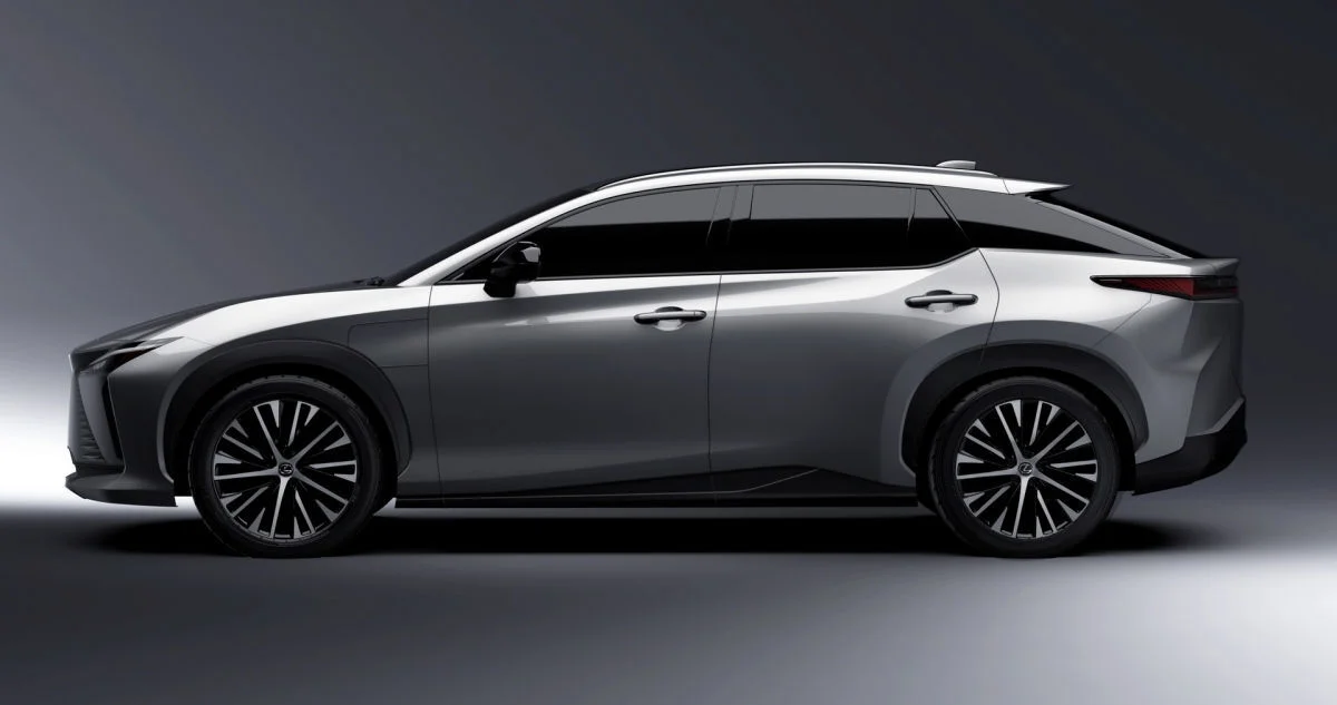 Lexus RZ 450e 2023