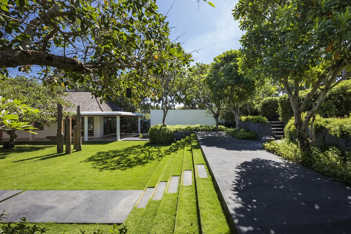 Không gian vườn tại Uluwatu Estate