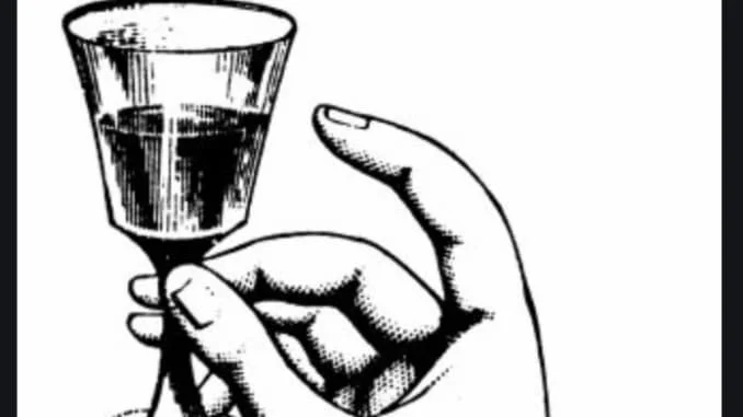 Hình ảnh chiếc ly cocktail mini khiến Conde ấn tượng. Ảnh: Smoke & Mirrors.