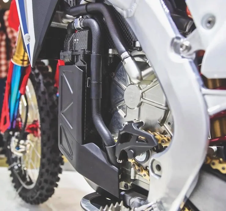 Cào cào điện Honda