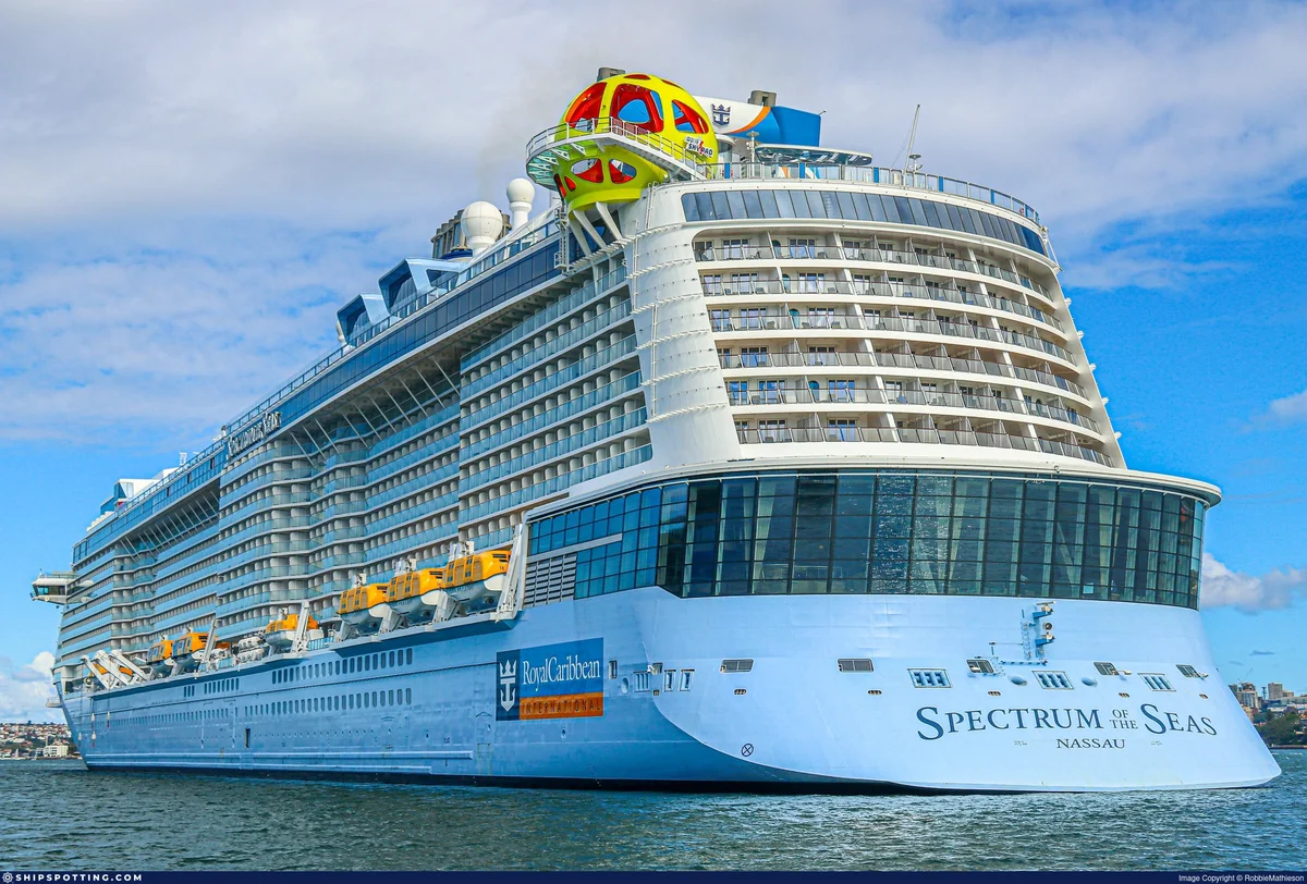Spectrum- of -the- Seas-ivivu-min