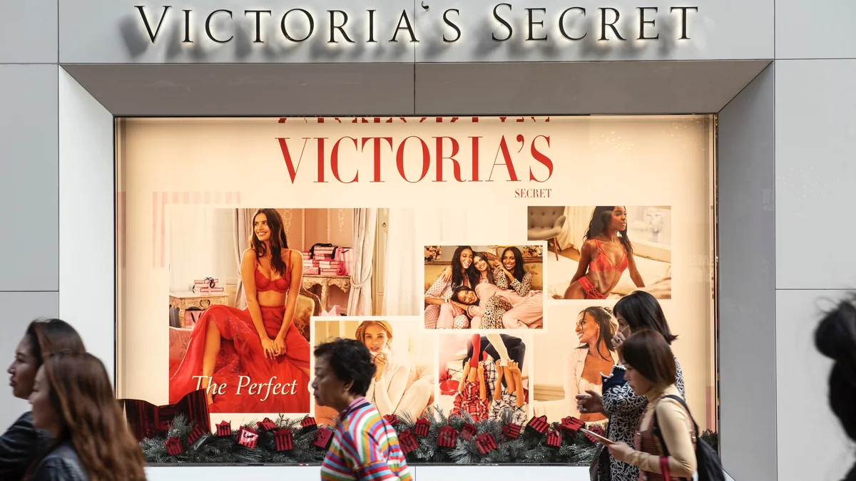 Victoria's Secret 