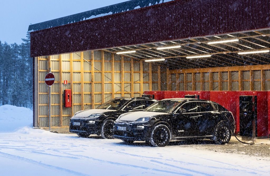 Porsche Macan EV 