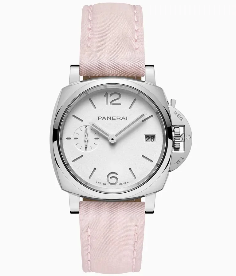 Panerai hợp tác Prada