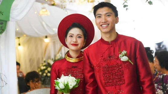 Những yếu tố đặc biệt trong đám cưới Đoàn Văn Hậu, xe 50 tỷ rước dâu