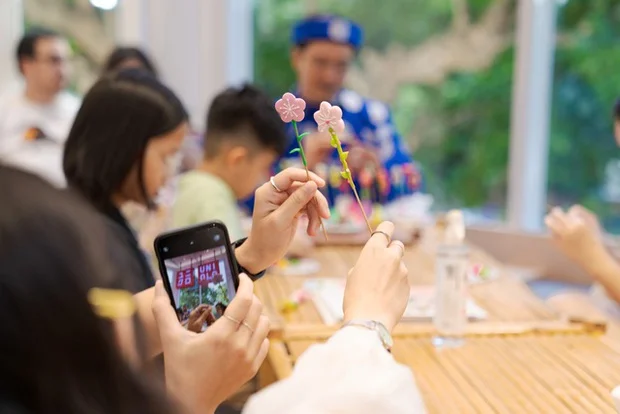 cửa hàng UNIQLO Hoàn Kiếm