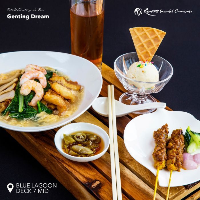 Ẩm thực mang đặc trưng của các vùng đất được phục vụ trên du thuyền với phong cách sang trọng.
