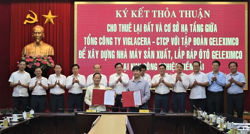 tong-cong-ty-viglacera-va-tap-doan-geleximco-ki-ket-thoa-thuan-cho-thue-dat-duoi-su-chung-kien-cua-lanh-dao-ubnd-tinh-thai-binh-cac-so-ban-nganh-dia-phuong-trong-tinh20230919130738.jpg?rt=20230919130739