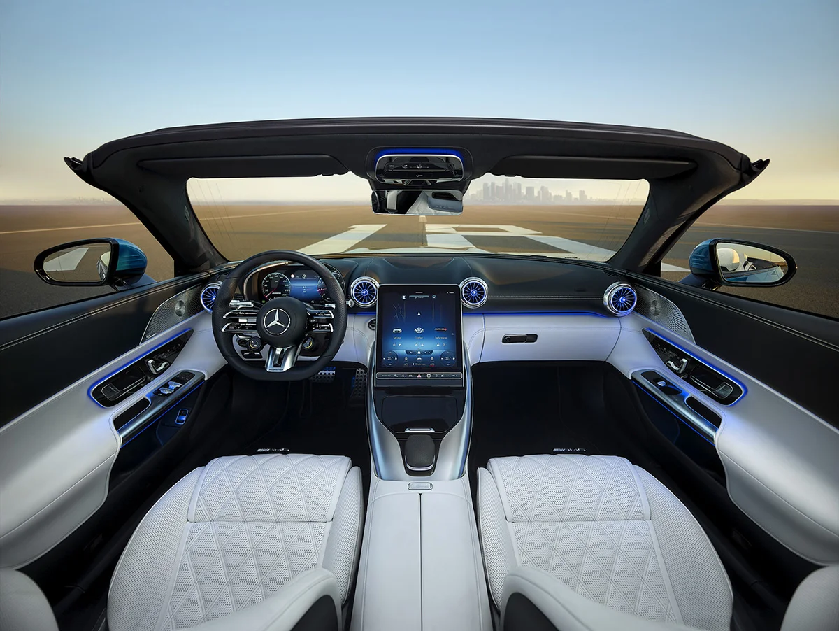 Mercedes AMG SL: Sự trở lại của huyền thoại AMG