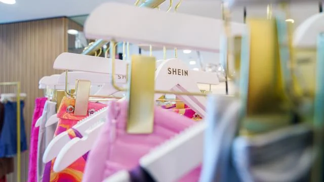 Thương hiệu Shein tiến thêm một bước trong kế hoạch “lấn sân” châu Âu