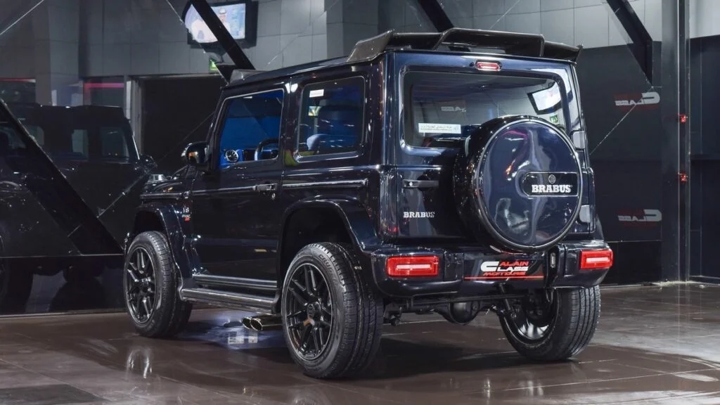 Suzuki Jimny "thăng hạng" thành Brabus G