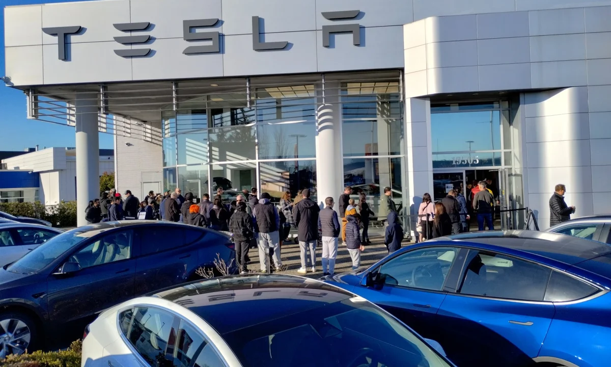 xe điện bán tải Cybertruck Tesla