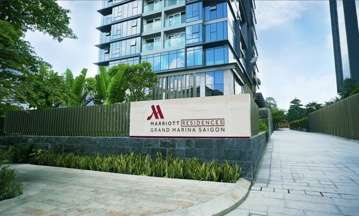 Cổng chính vào Khu căn hộ hàng hiệu Marriott Residences tại tòa Lake. Ảnh: Marriott