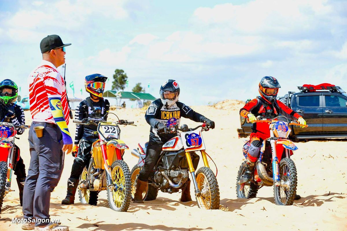 Chất chơi Ducati Scrambler độ Dirt Track tranh tài tại HTV Challenge 2023