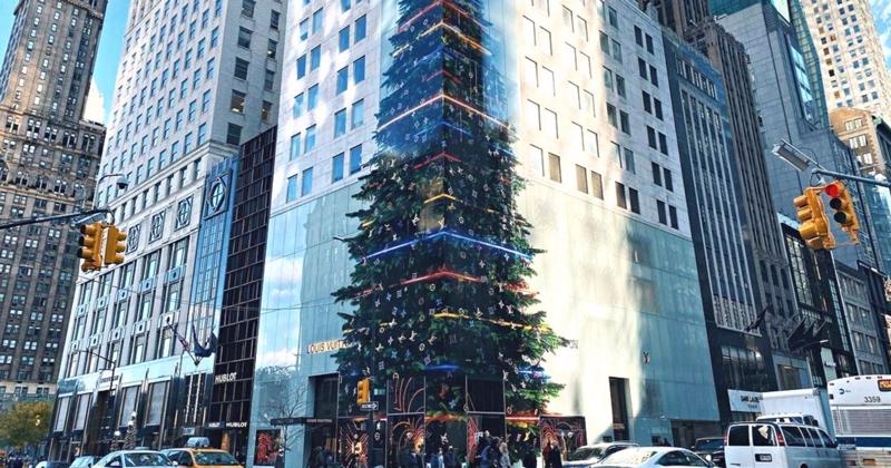 Cây thông ảo của Louis Vuitton tại tòa nhà 12 tầng ở New York