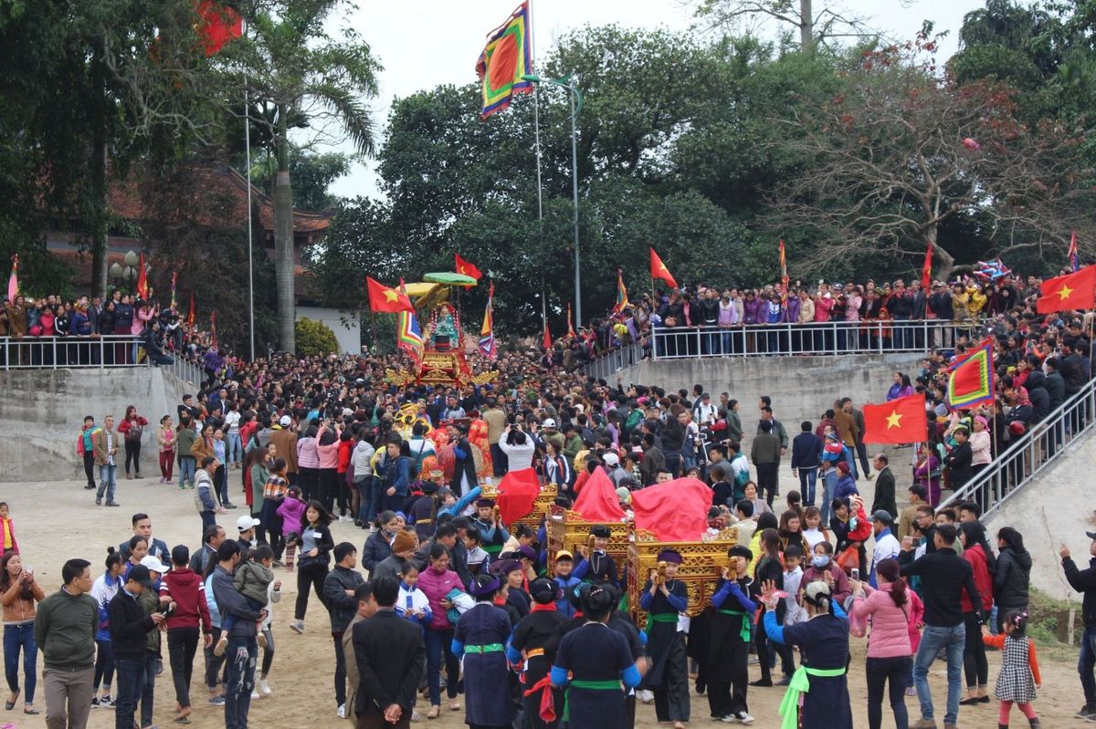 Lễ hội Đền Đông Cuông - Điểm nhấn du lịch tâm linh