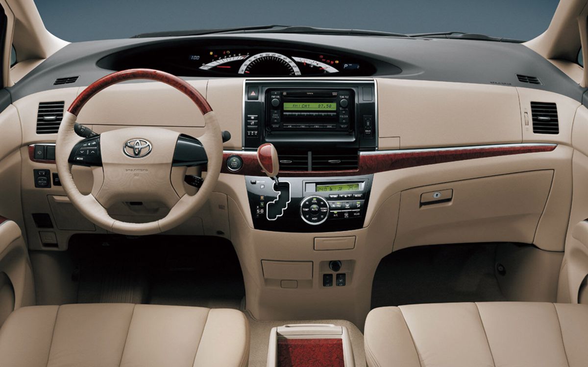 Nội thất xe Toyota Previa