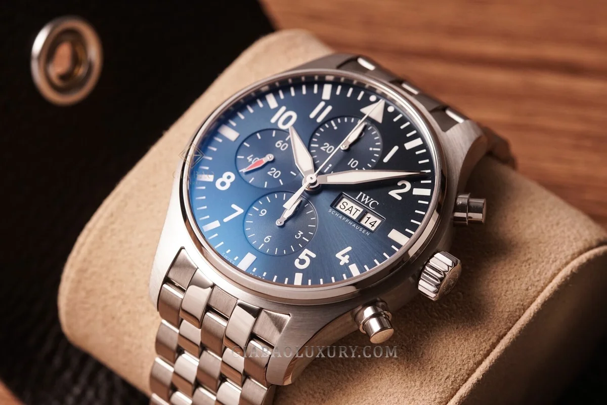 iwc-pilot-mat-xanh-9-of-19.jpg?v=1639731992014