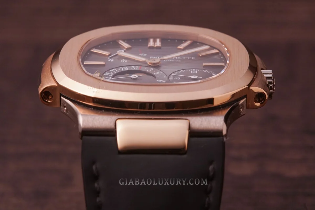 patek-5712-gr-13-of-15.jpg?v=1640140397379