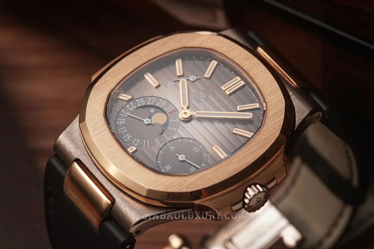 patek-5712-gr-8-of-15.jpg?v=1640140366219