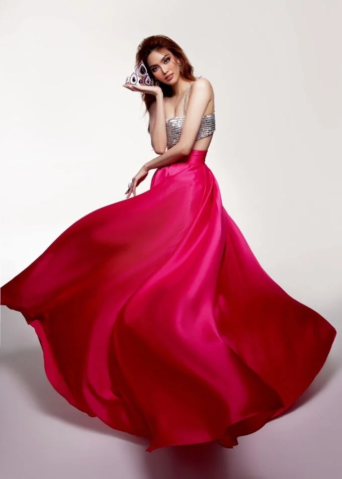Sieu-mau-Lan-Khue-23-7346-1677558844.jpg?w=680&h=0&q=100&dpr=1&fit=crop&s=eO_ZLPPvxDgHAb-llASRvw
