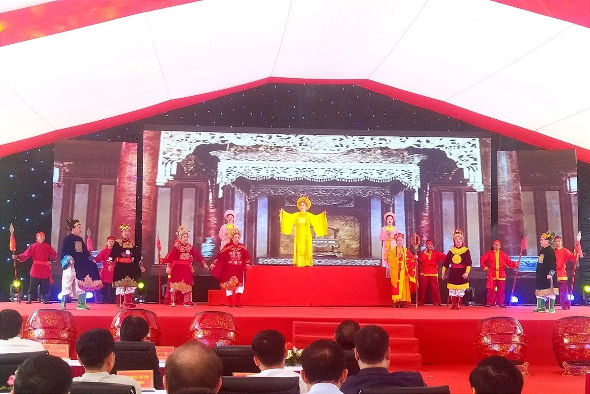 23-04-27-thanh-hoa-le-hoi-den-le-hoan-6.jpg