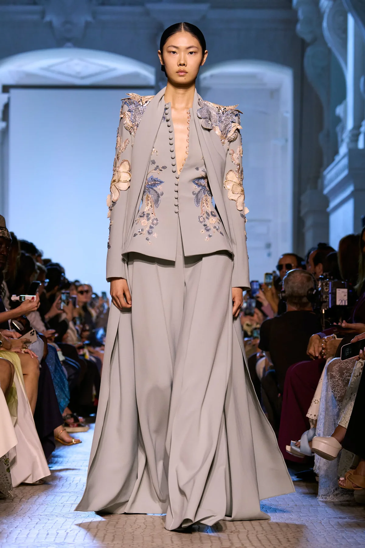 ELIE SAAB Couture Thu Đông 2023
