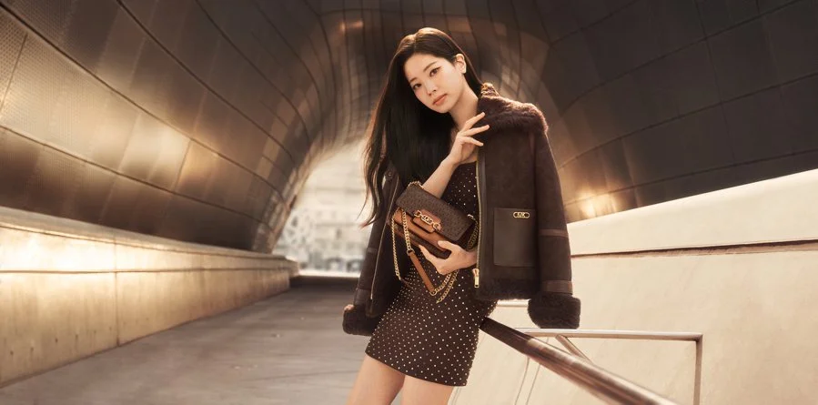 Dahyun đại sứ Michael Kors