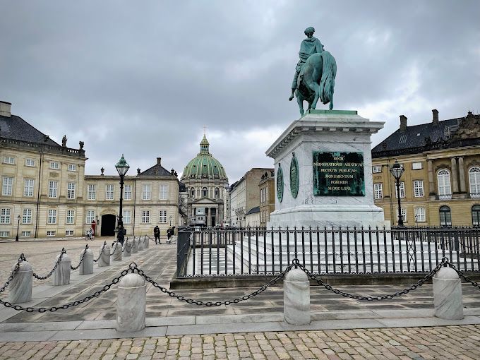cung-dien-Amalienborg-ivivu-8