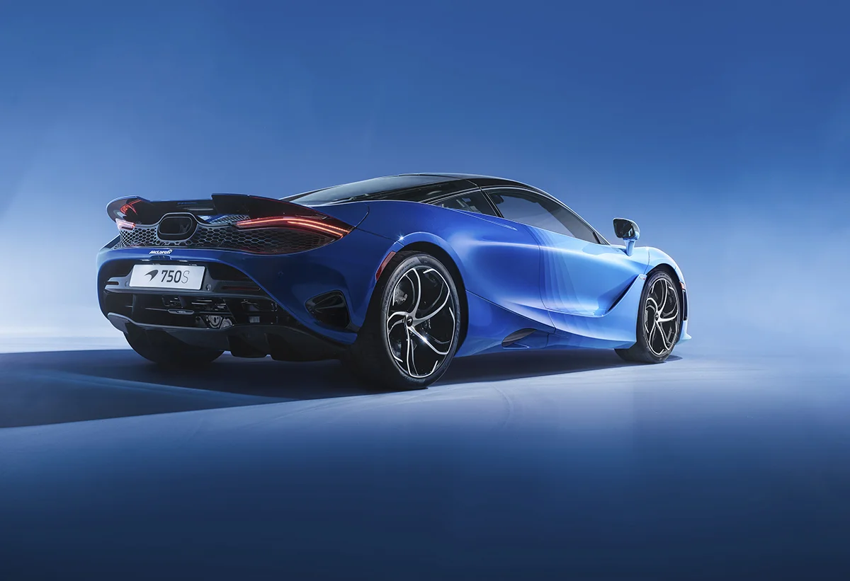 McLaren 750S chủ đề Quang phổ 
