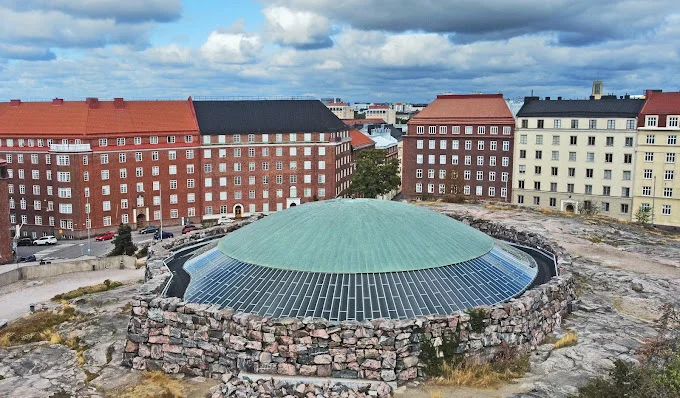 nha-tho-da-Temppeliaukio-ivivu-1