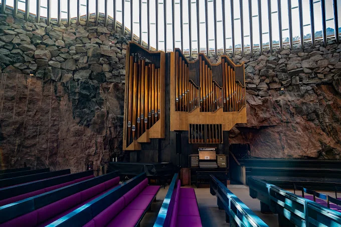 nha-tho-da-Temppeliaukio-ivivu-9