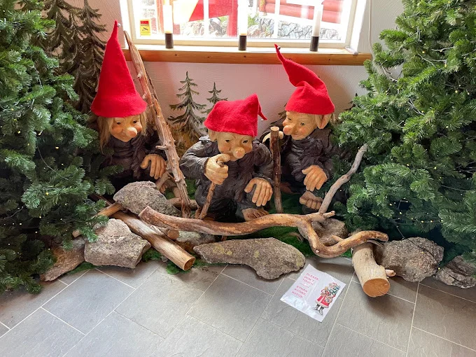 Rovaniemi-ong-gia-noel-ivivu-16