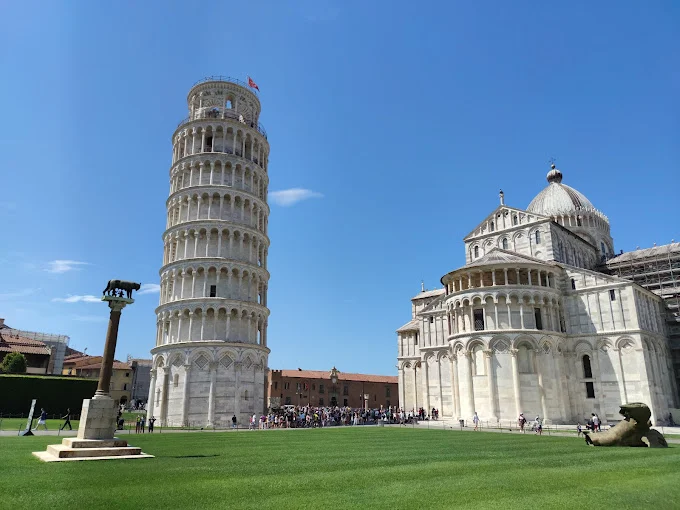 Tháp nghiêng Pisa