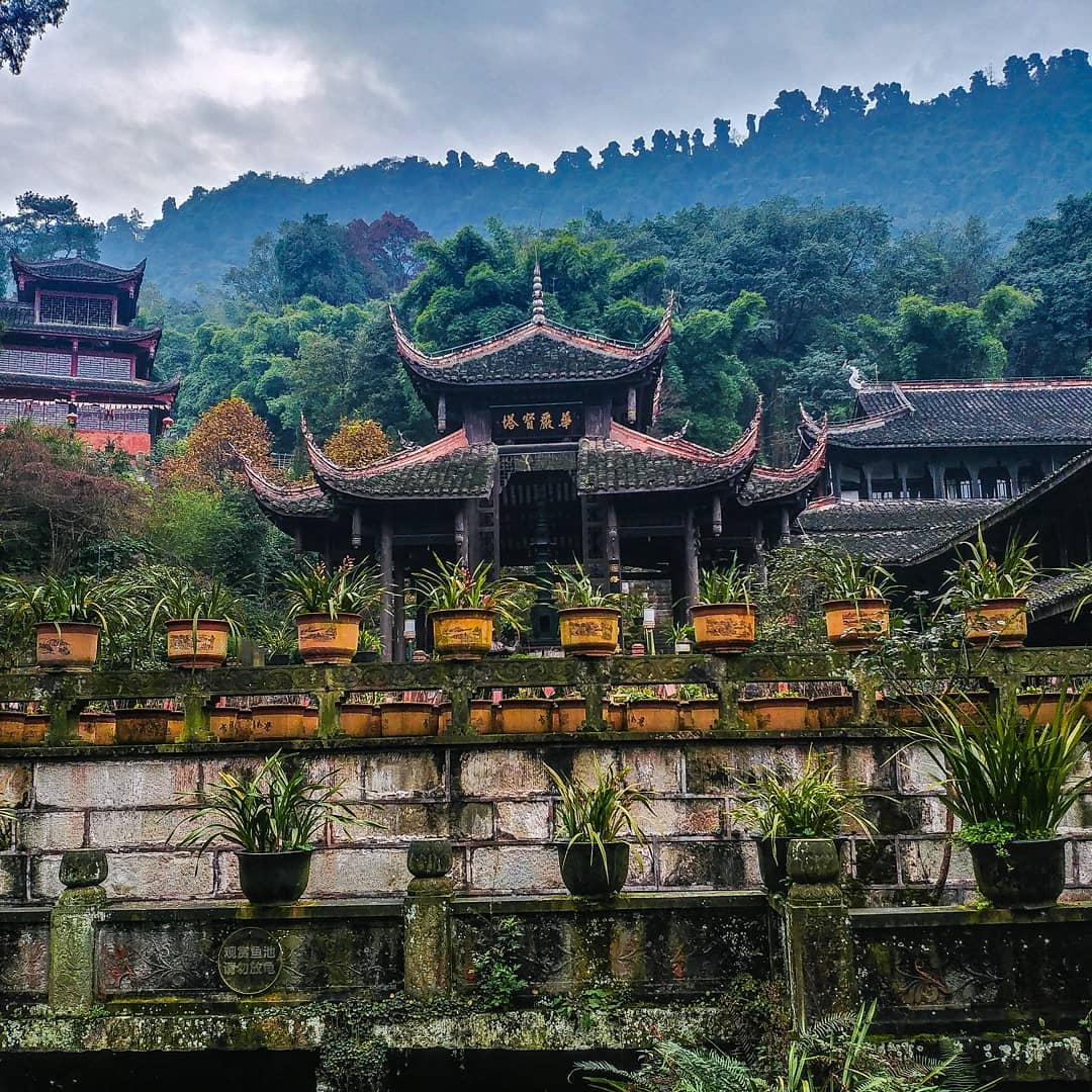 Fuhu-Temple-ivivu-1