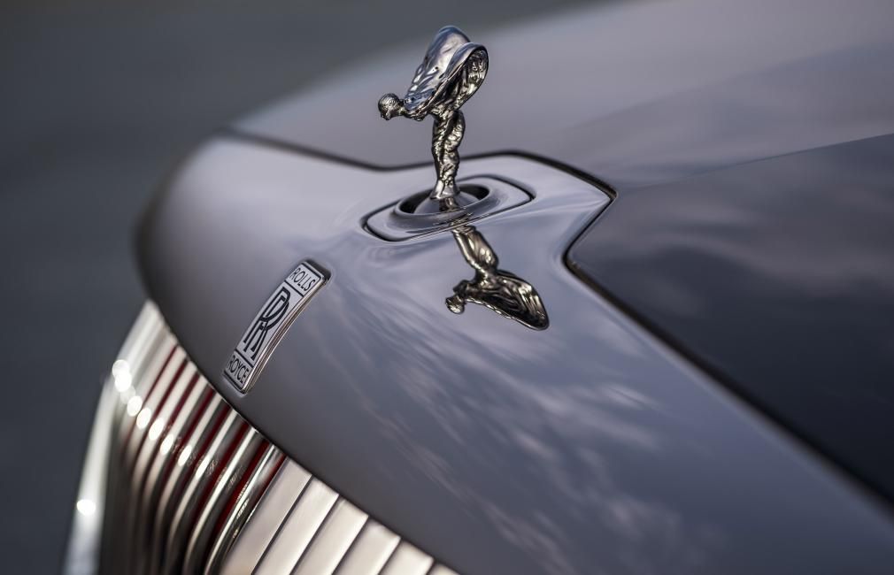 Rolls-Royce La Rose Noire Droptail