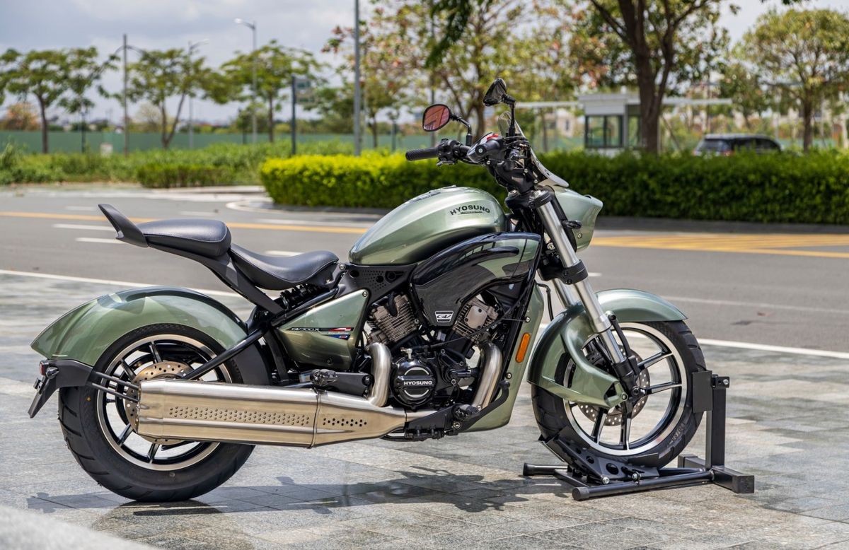 Hyosung GV300 R 2023