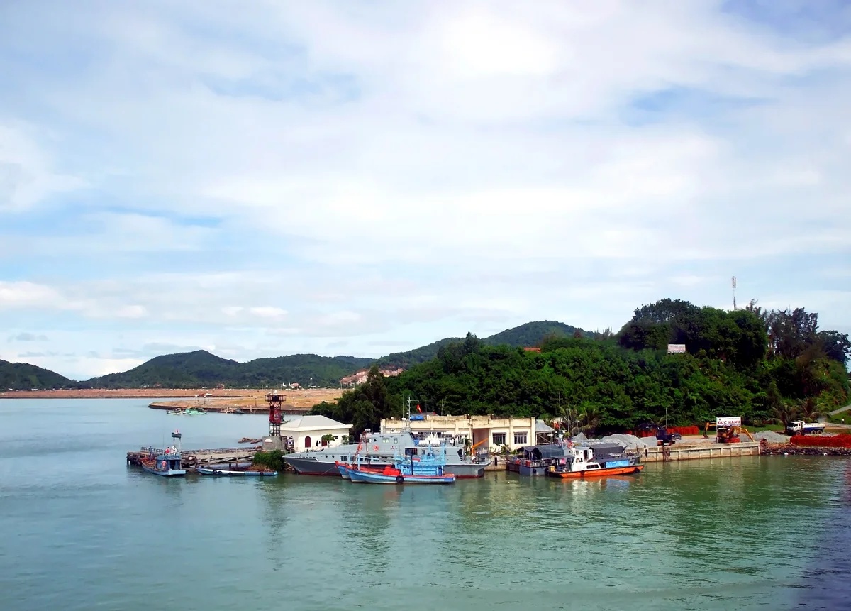 KIM DỰ LAN ĐÀO (NÚI PHÁO ĐÀI)