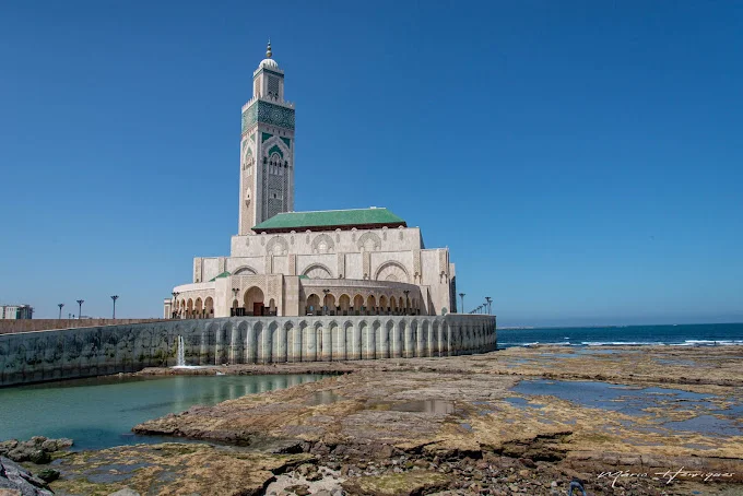 nhà-thờ-hồi-giáo-Hassan-II-ivivu-2