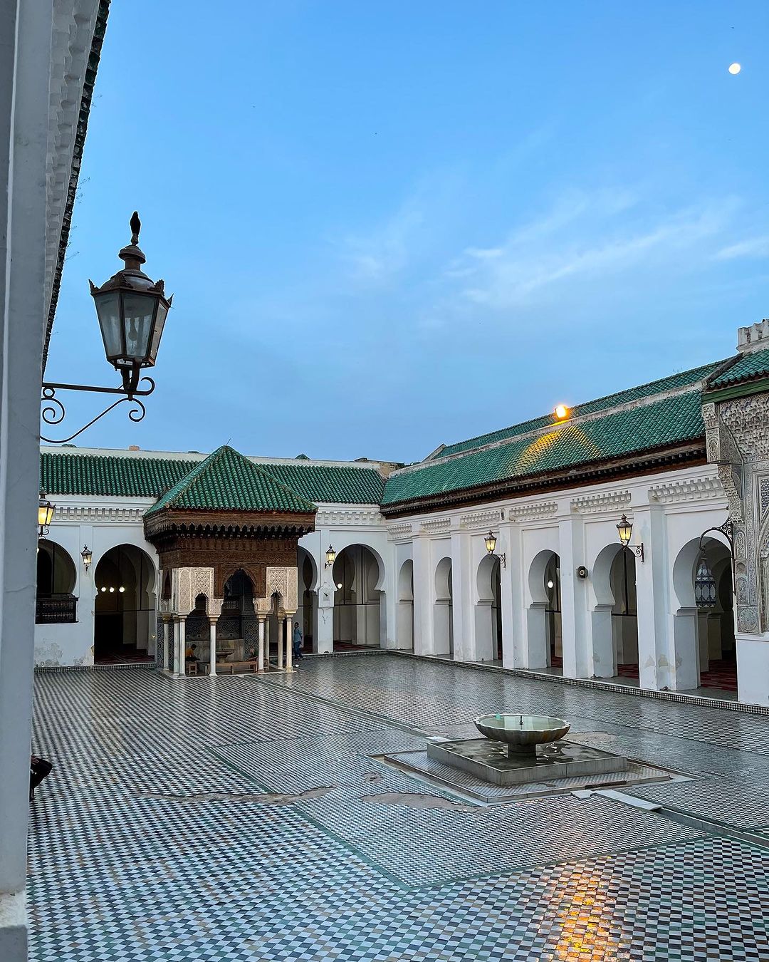 Nhà- thờ -Hồi -giáo- Karaouyine-ivivu-1