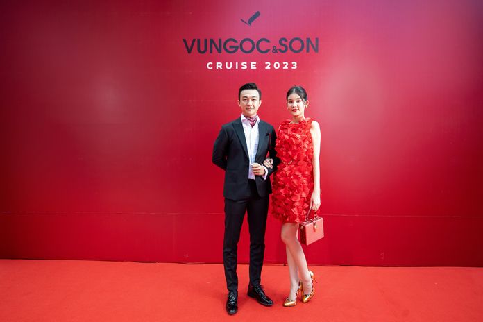 show diễn Phương Đông Rực Rỡ 