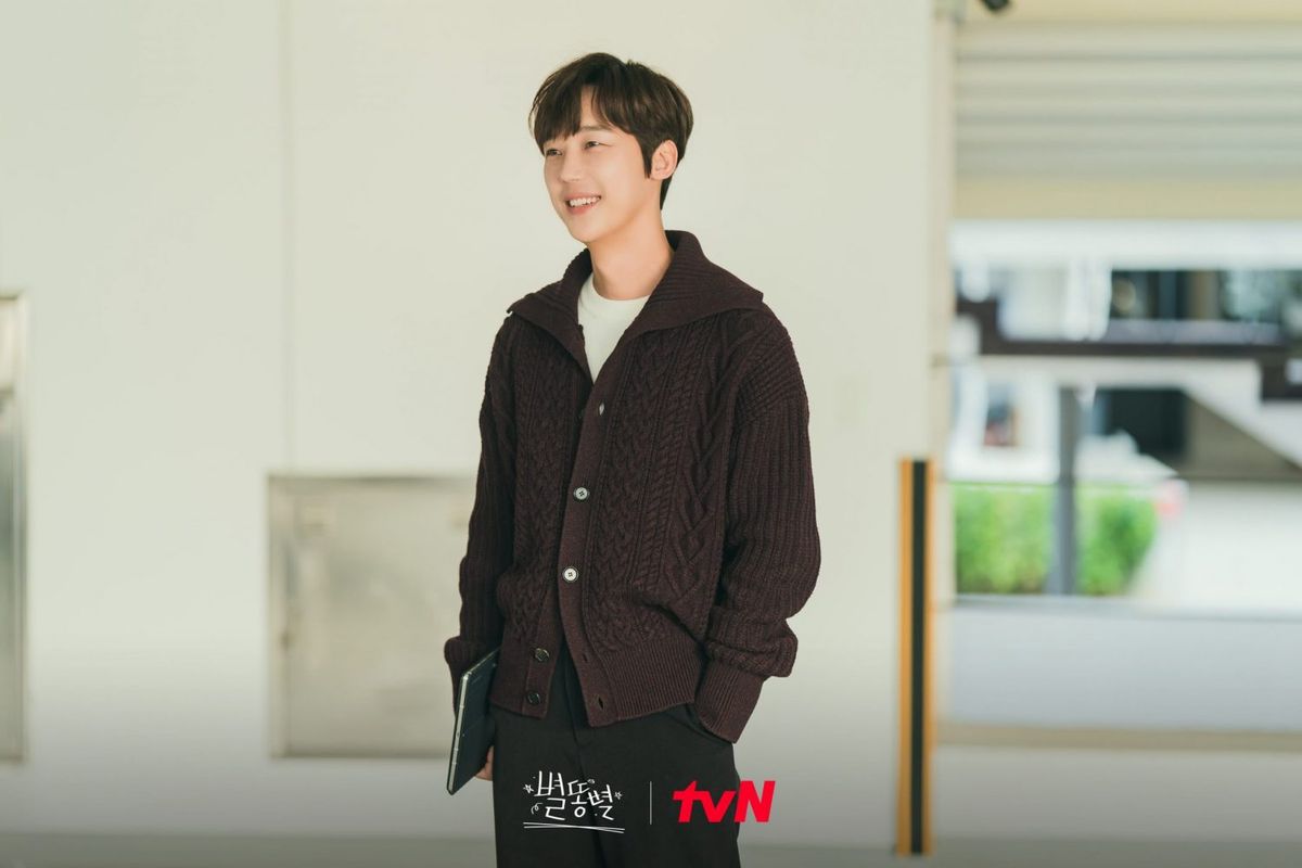 Yoon Jong Hoon vai Yang Jin Mo phim Cuộc chiến sinh tồn (The Escape of the Seven: War for Survival)