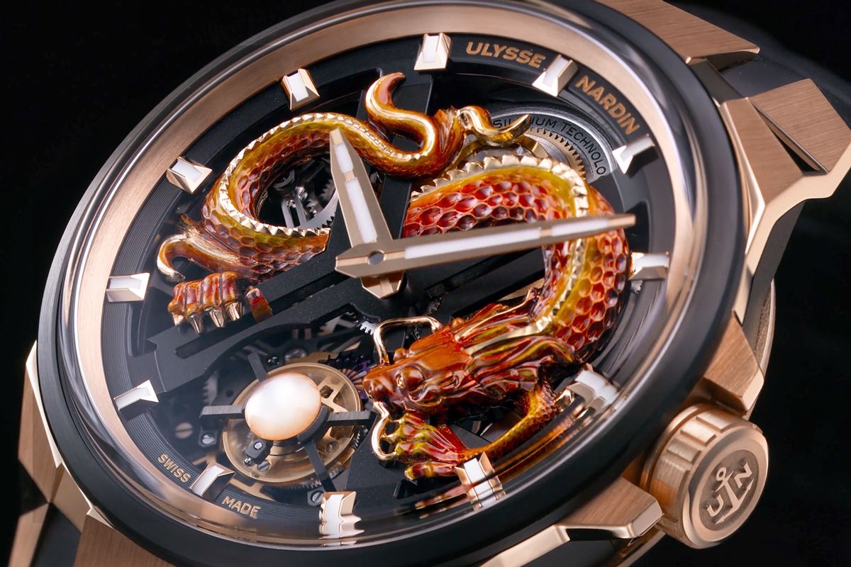 PHOTO-BLAST-TOURBILLON-DRAGON-4.jpg