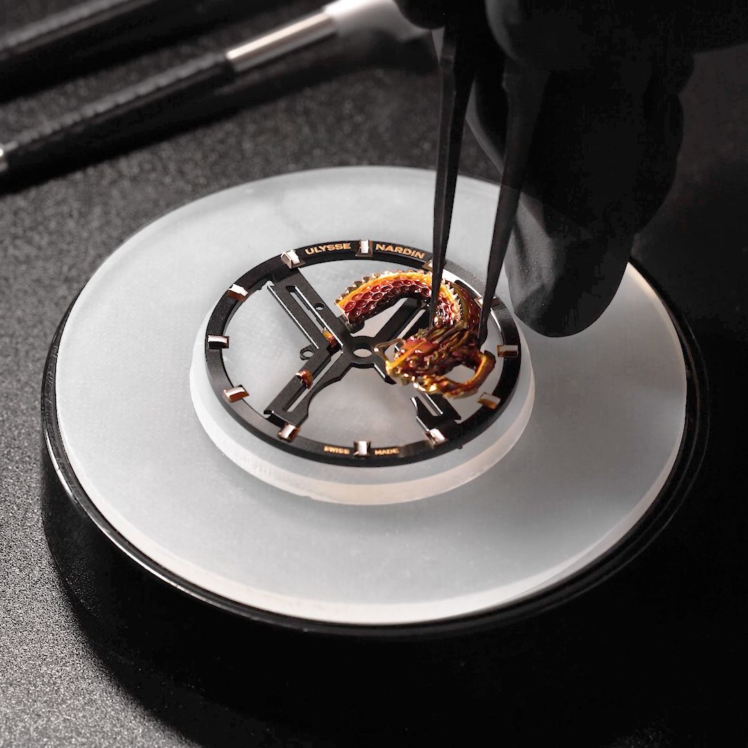 Ulysse Nardin ra mắt phiên bản Blast Tourbillon Dragon mới