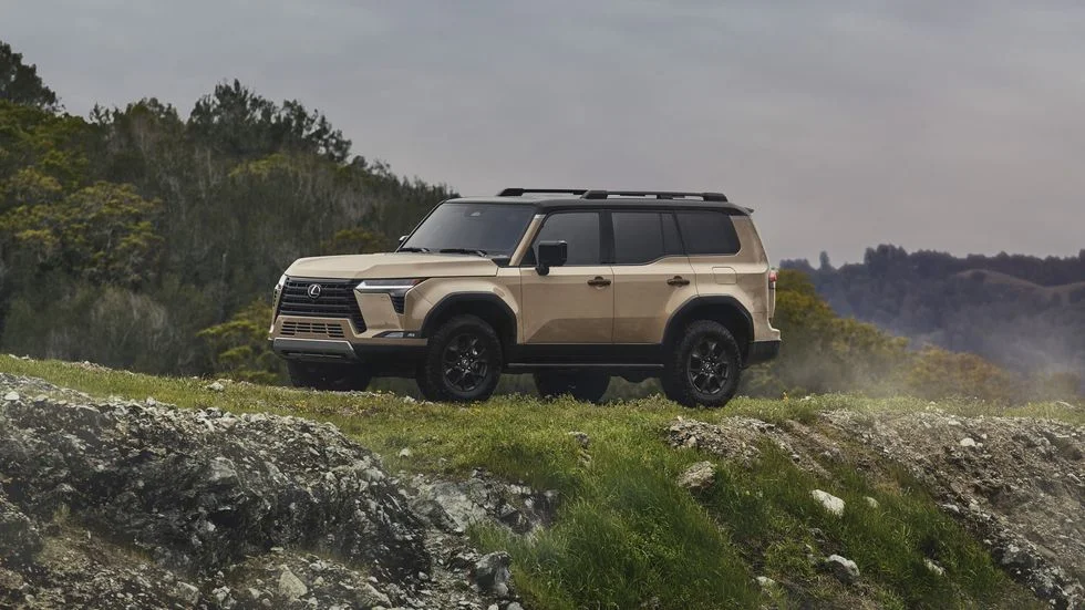 'Mãnh tướng' SUV Lexus GX 2024 hạng sang tái xuất với trái tim tăng áp kép