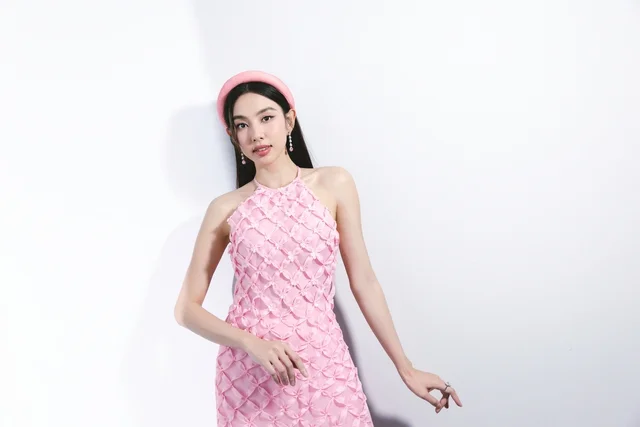 Hoa hậu Thuỳ Tiên: "Gia đình tôi chưa bao giờ đặt câu hỏi về chuyện 