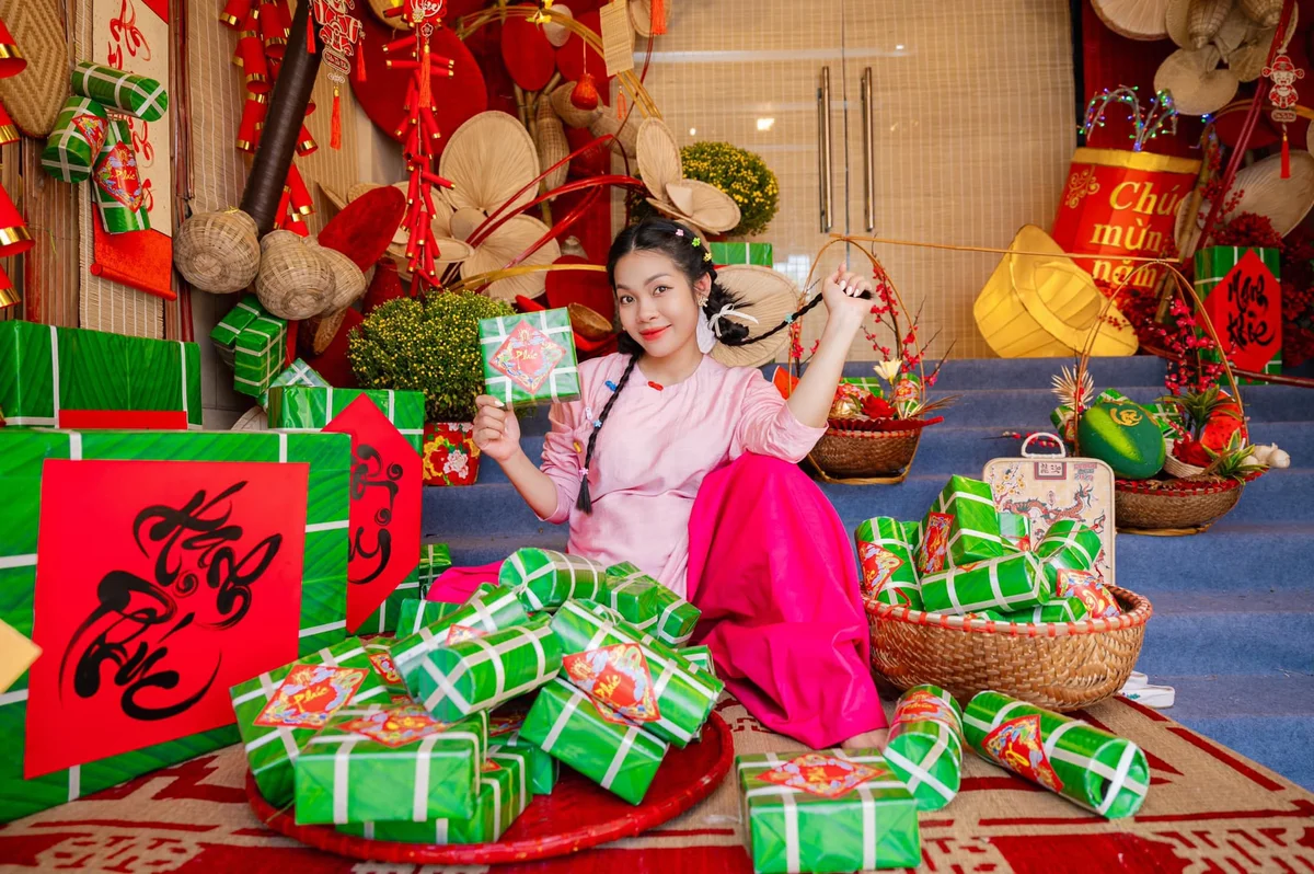 Một gia đình Bắc Giang chi 700 triệu biến sảnh nhà thành chợ Xuân