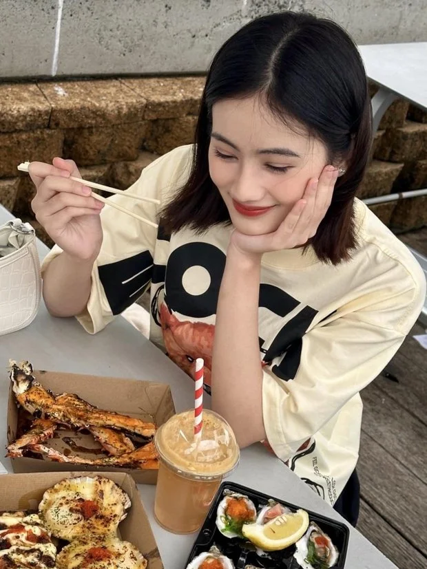 Hoa hậu Ý Nhi